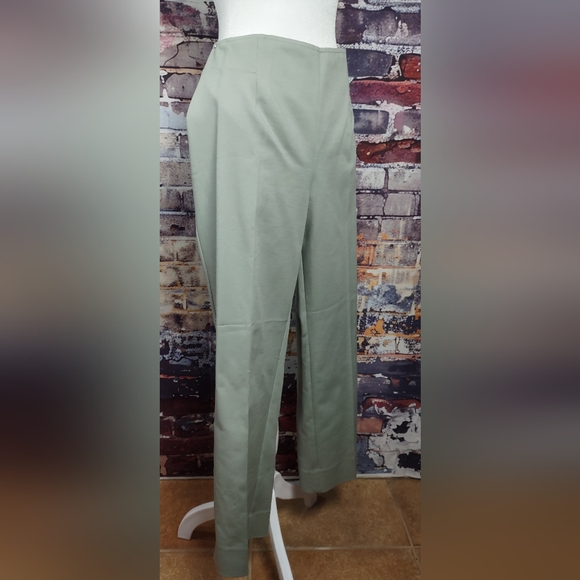 Chico's The Ultimate Fit Pants - Picture 4 of 10